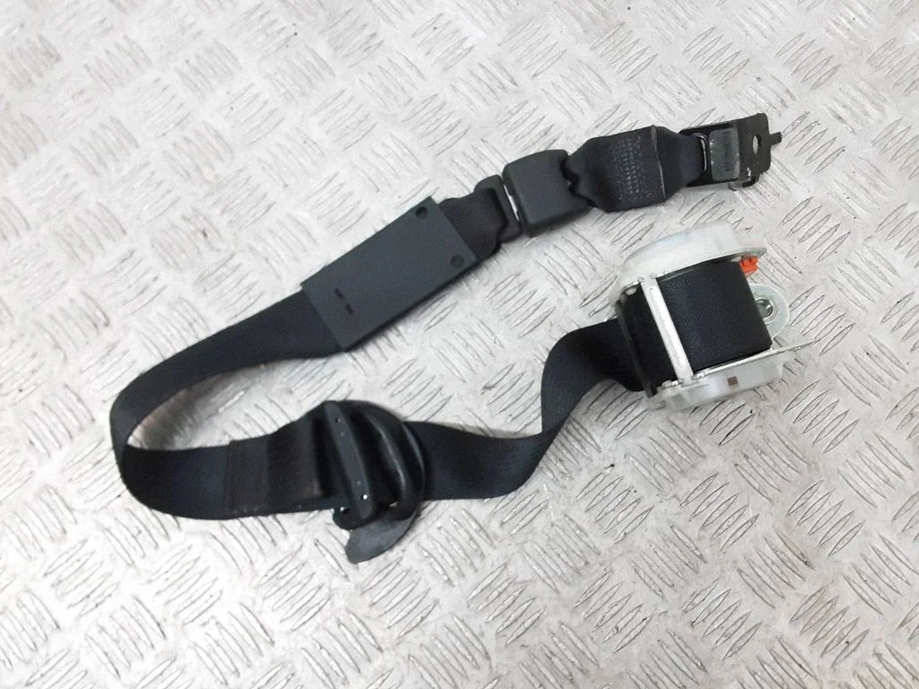 Third row seat belt – Dodge Durango III (2010-)