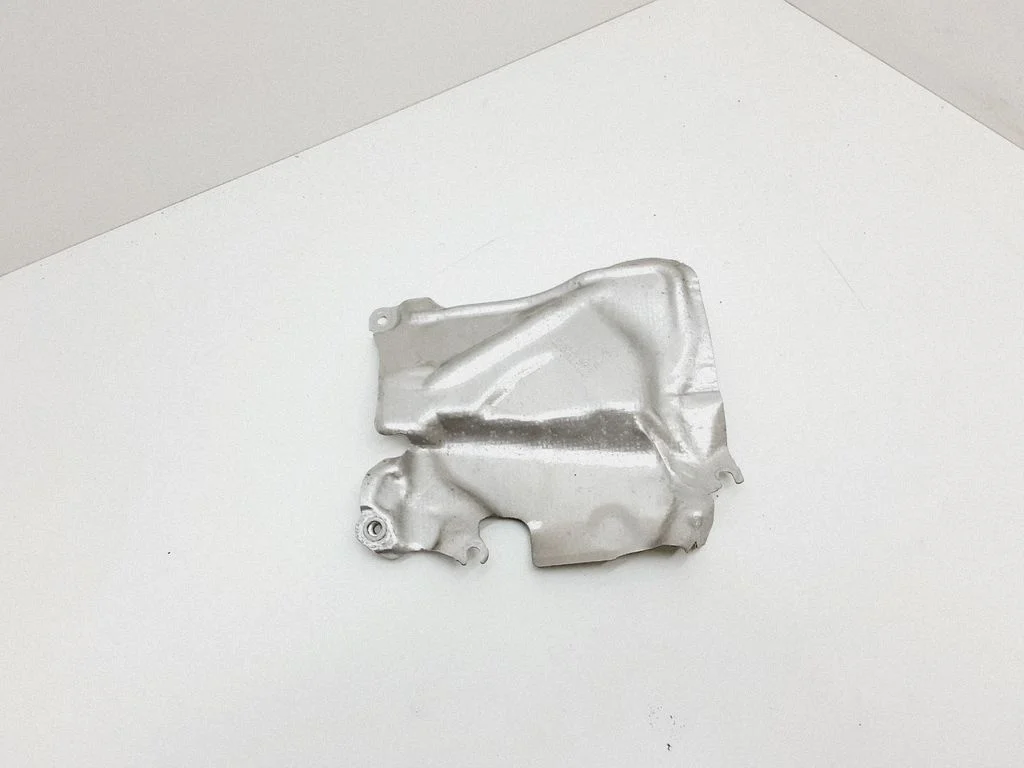 Heat shield in engine bay – Mercedes-Benz C-Class W205 (2014-2021)