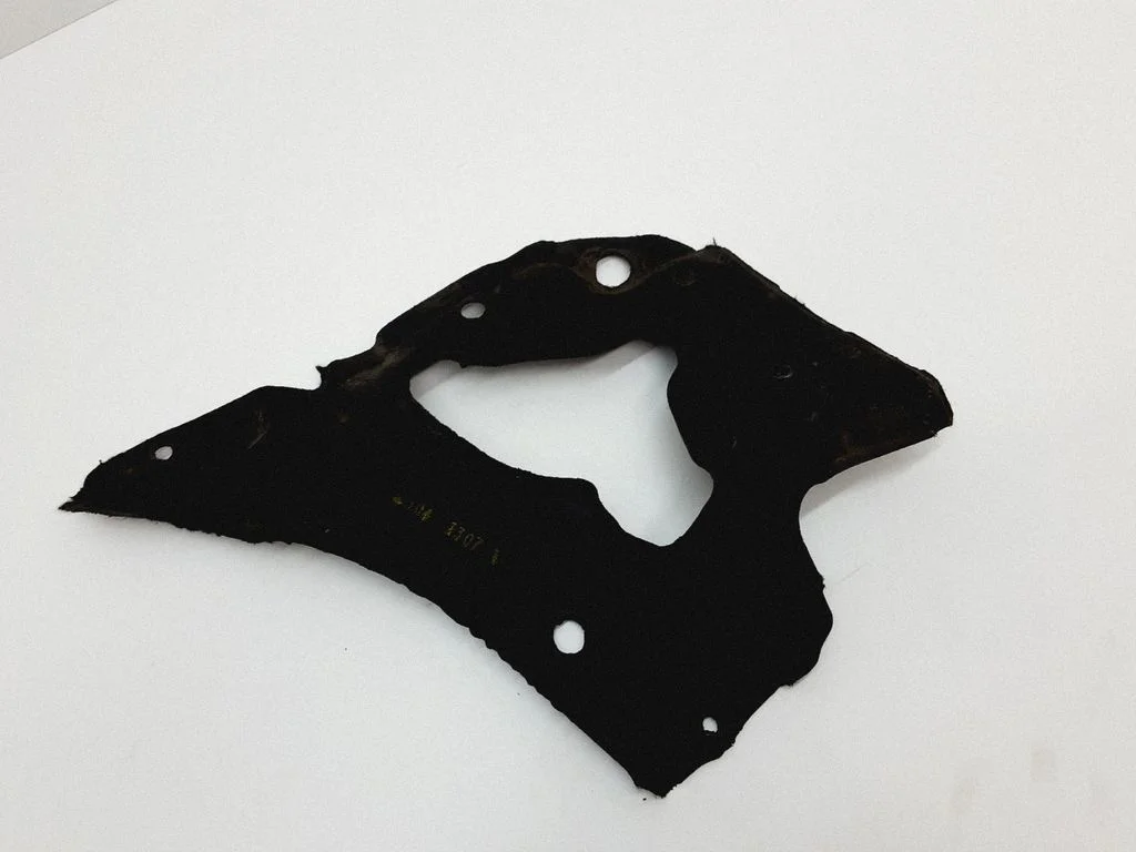 Heat shield in engine bay – BMW X5 E70 (2006-2013)