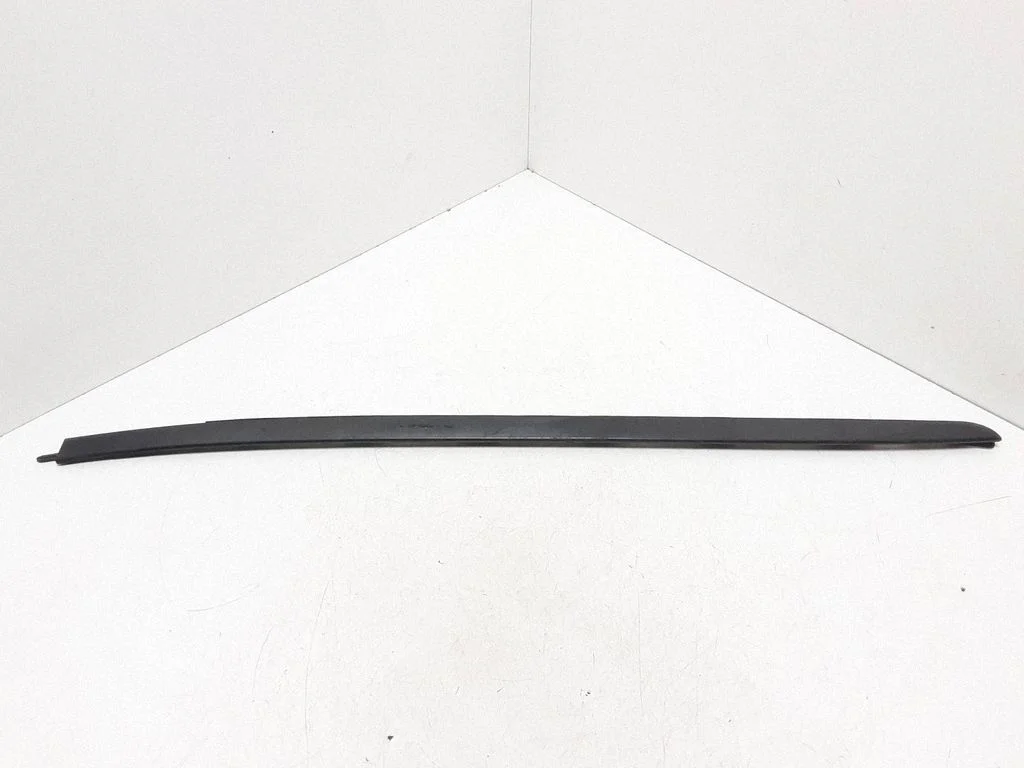 Windshield trim – BMW X5 F15 (2013-2017)