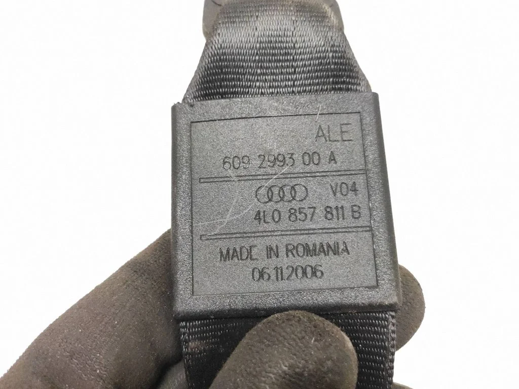 Third row seat belt – Audi Q7 4L (2005-2015)