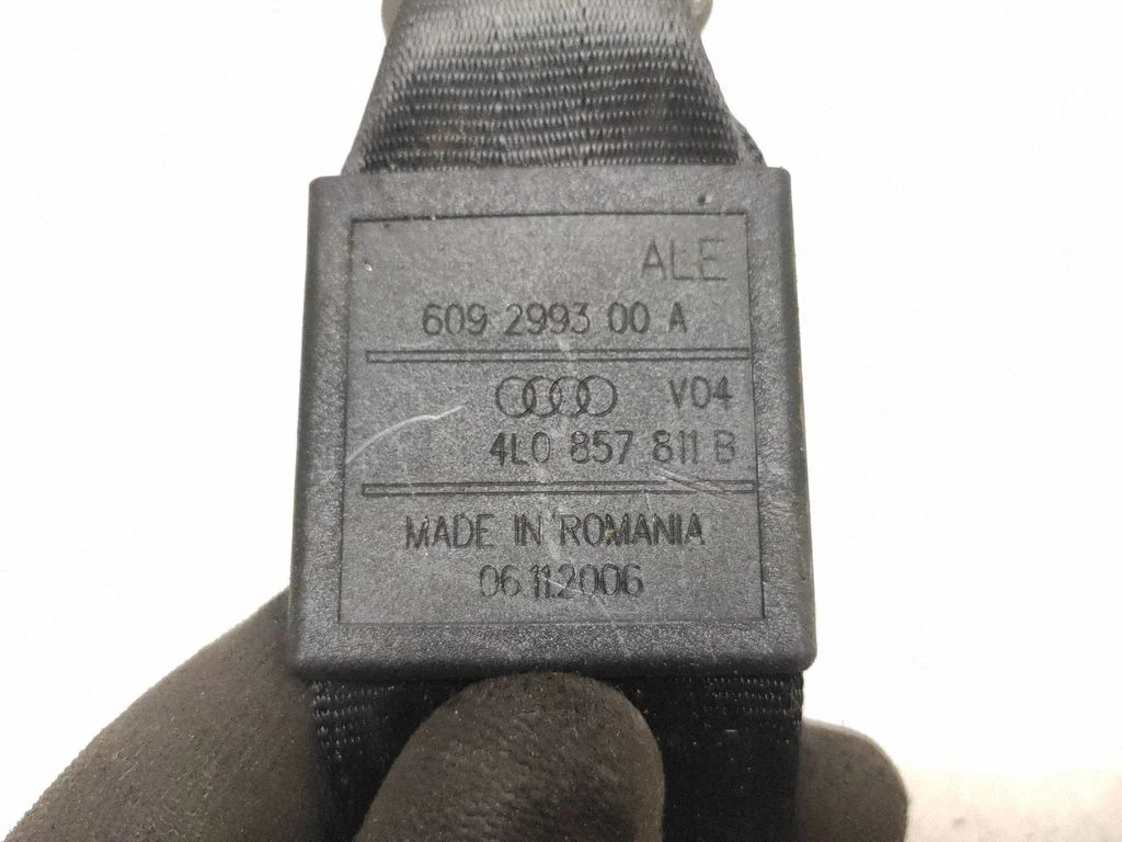 Third row seat belt – Audi Q7 4L (2005-2015)