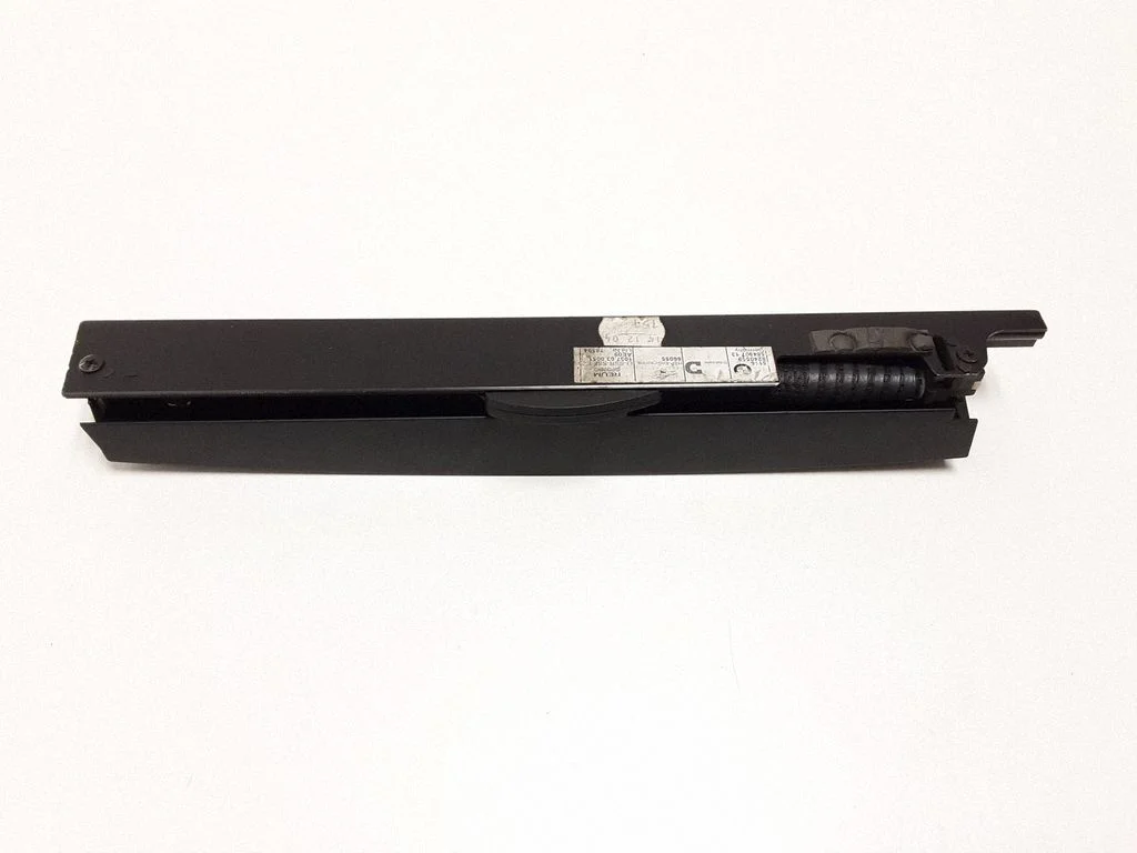 Tagaukse aknakardin – BMW 7-seeria E65 E66 (2001-2008)