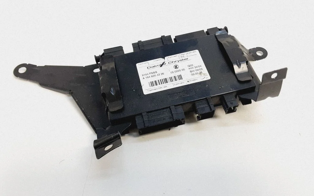 Istme juhtmoodul – Mercedes-Benz GL-klass X164 (2006-2012)