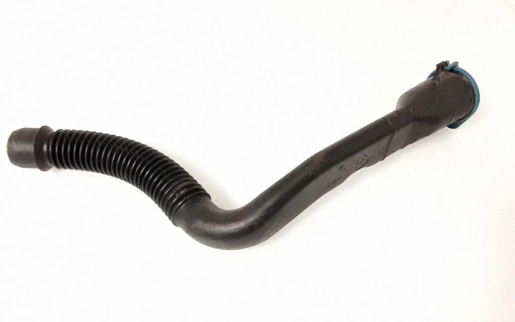 Window washer liquid tank fill tube – Land Rover Discovery 3 - LR3 (2005-2009)