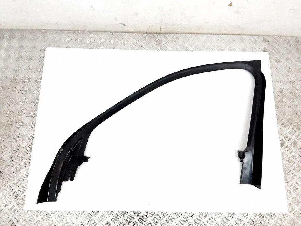 Front door glass trim molding – Volvo XC90 (2014-)