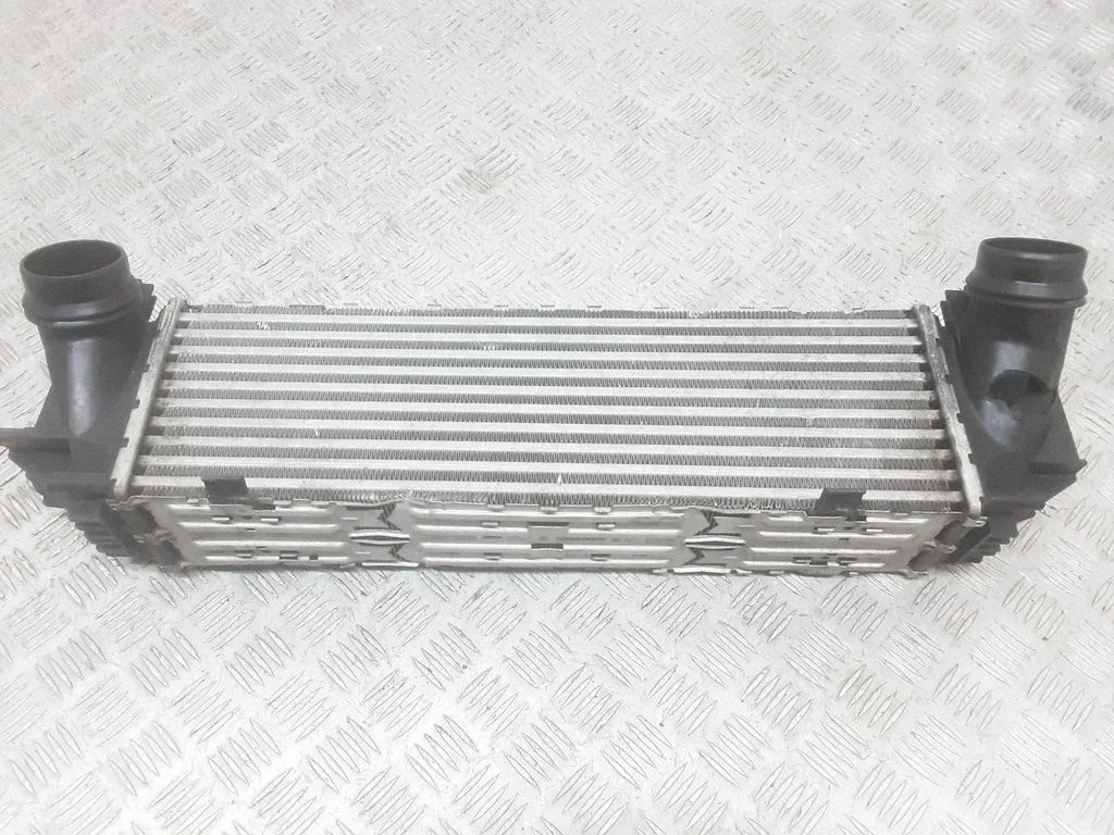 Starpdzesētāja (interkūlera) radiators 7618768