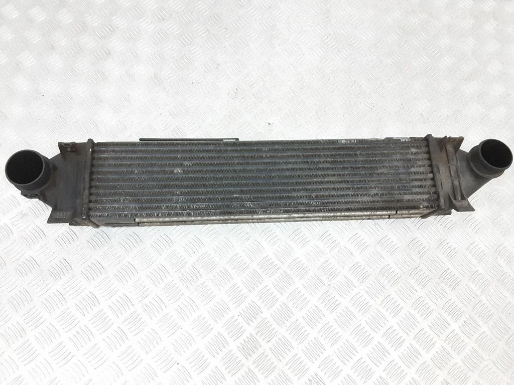 Intercooler radiator – front