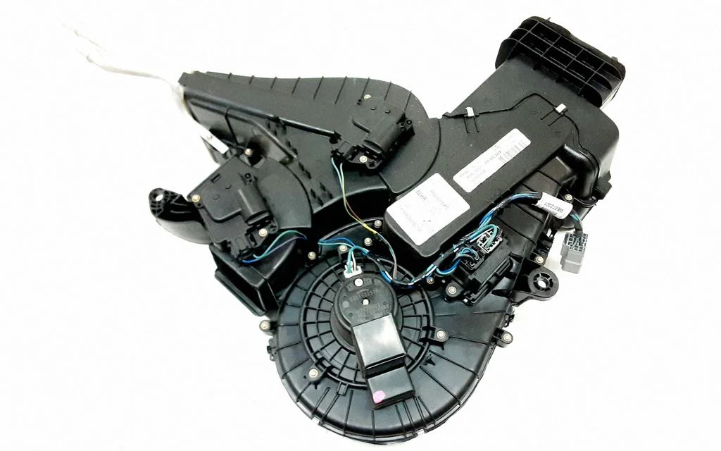 Obudowa nagrzewnicy – komplet – Chrysler Town & Country V (2008-2016)