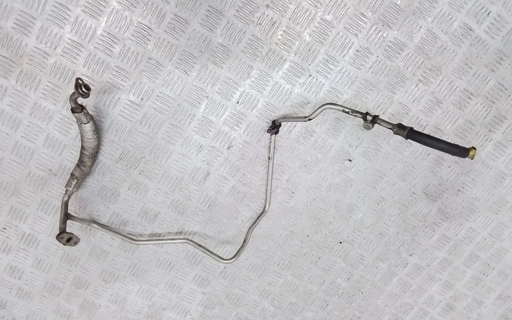 Turbo turbocharger oiling pipe/hose – Porsche Cayenne (92A) (2010-2017)