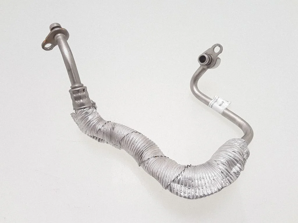 Turbo turbocharger oiling pipe/hose – BMW 5 Series G30 G31 G38 (2016-)