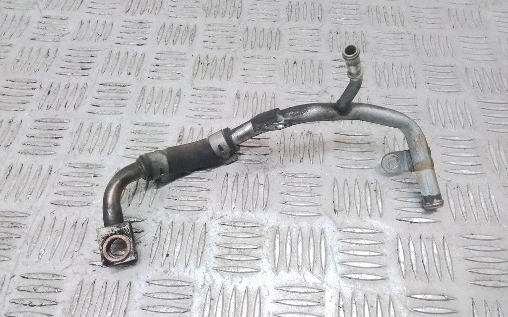 Turbo turbocharger oiling pipe/hose – Nissan Navara D40 (2004-2015)