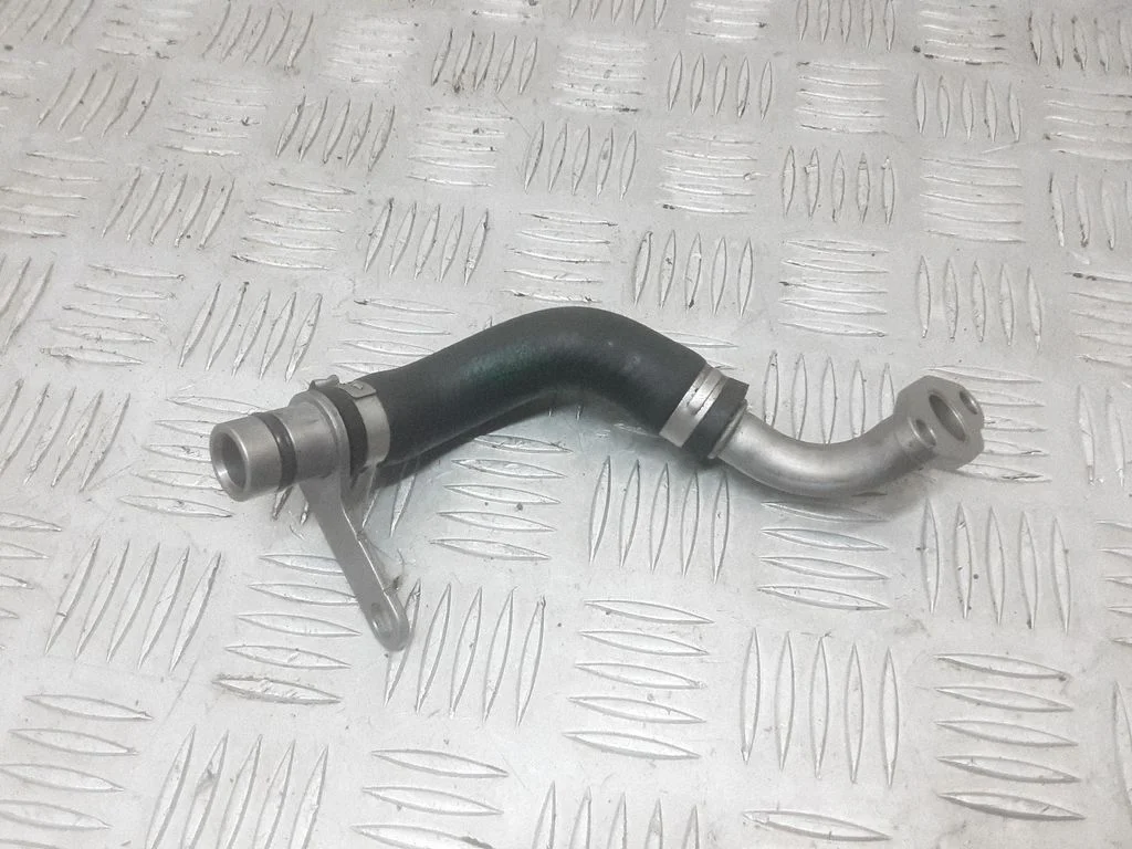 Turbo turbocharger oiling pipe/hose – BMW 5 Series F10 F11 (2009-2016)