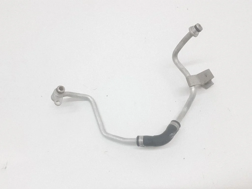 Turbo turbocharger oiling pipe/hose – Mercedes-Benz C-Class W205 (2014-2021)