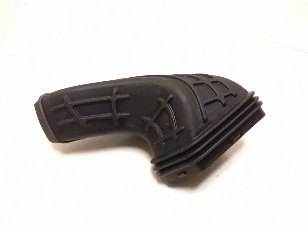 Õhu sisselaske voolik (-ud)/ toru (-d) – Audi A4 Allroad B8 (2008-2016)