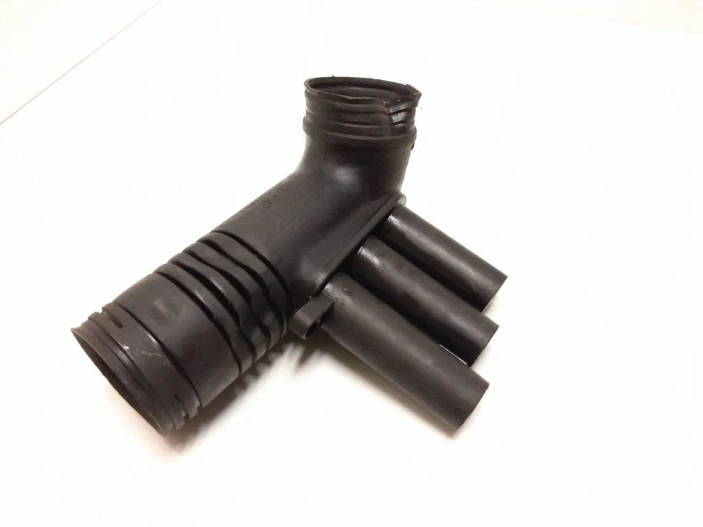 Õhu sisselaske voolik (-ud)/ toru (-d) – Volkswagen Tiguan (2007-2016)