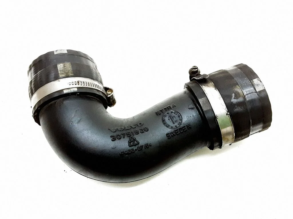 Õhu sisselaske voolik (-ud)/ toru (-d) – Volvo XC60 (2009-2013)