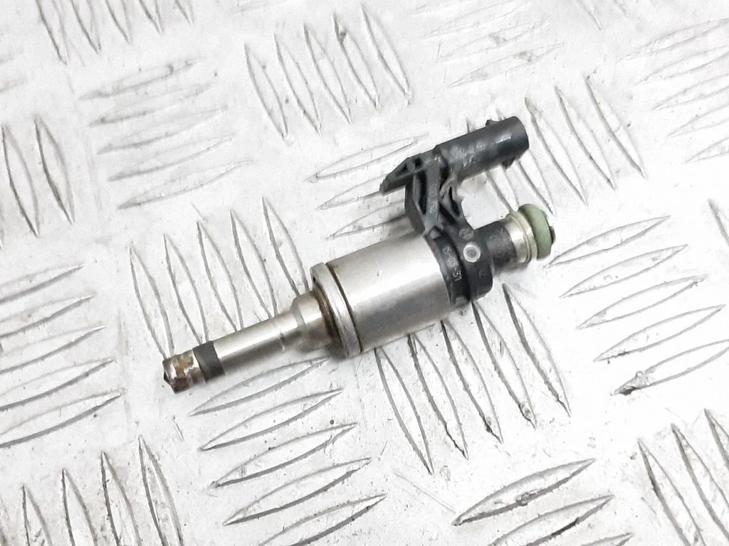 Wtryskiwacz 04E906036Q – Audi RS Q3 (2013-2018)