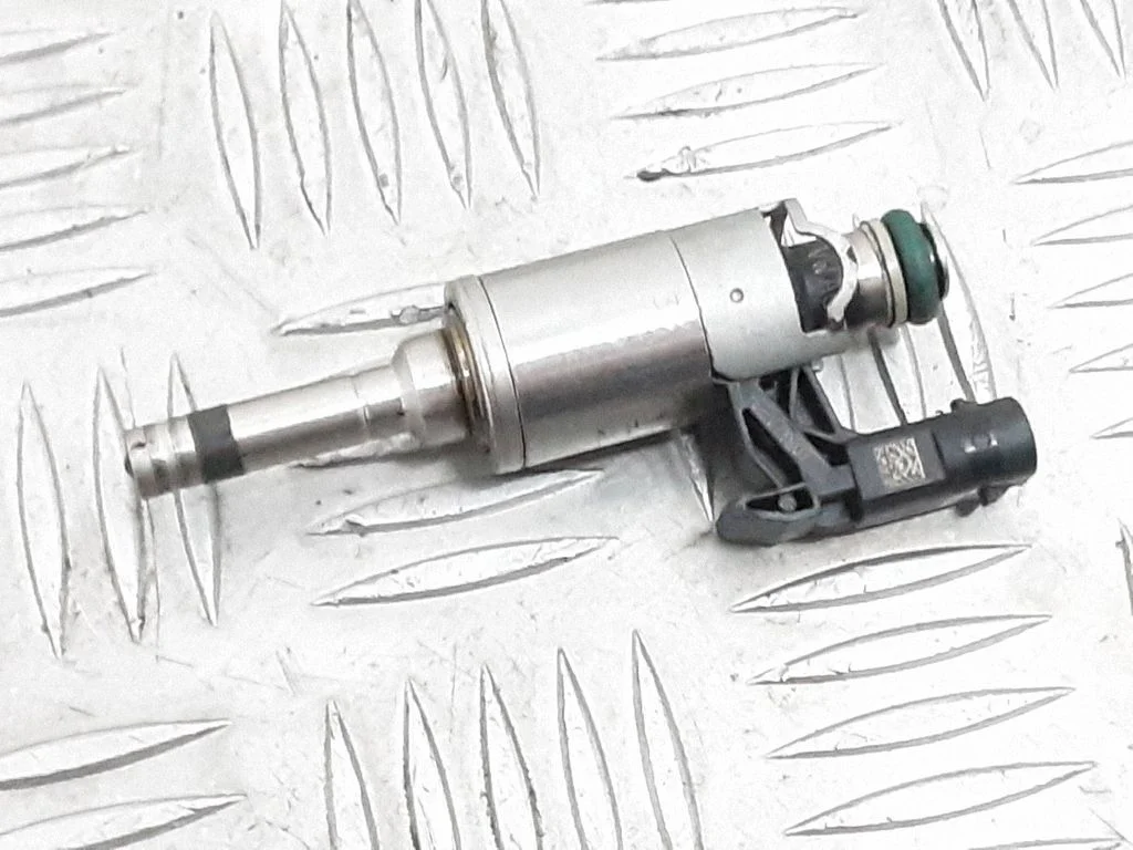Fuel injector – Seat Leon (5F) (2012-2019)