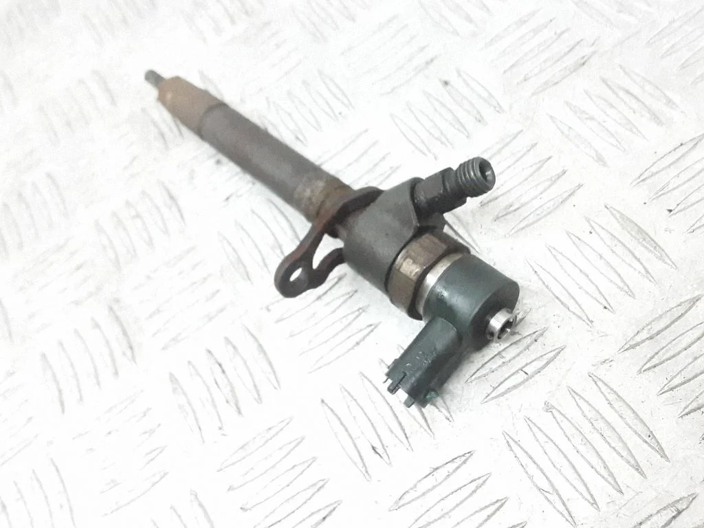 Fuel injector 30750283