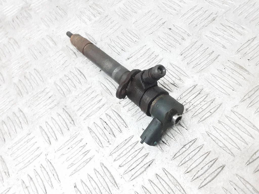 Fuel injector 30750283