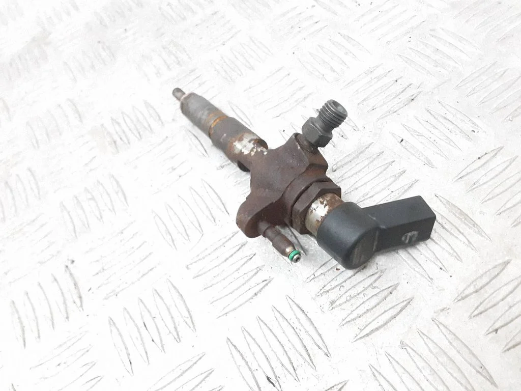 Fuel injector – Peugeot 3008 I (2008-2015)