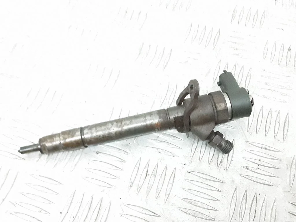 Fuel injector – Volvo V50 (2004-2007)