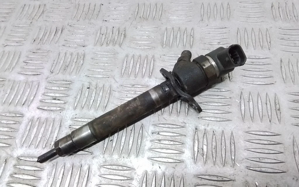 Fuel injector – Volvo V50 (2004-2007)