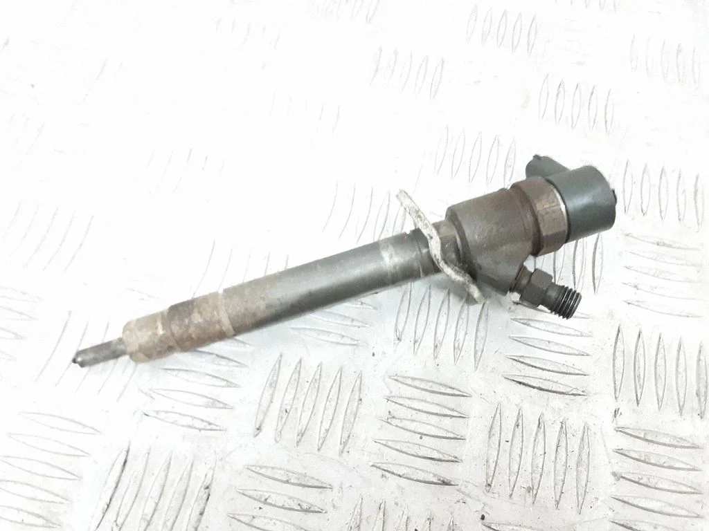 Fuel injector 30777526