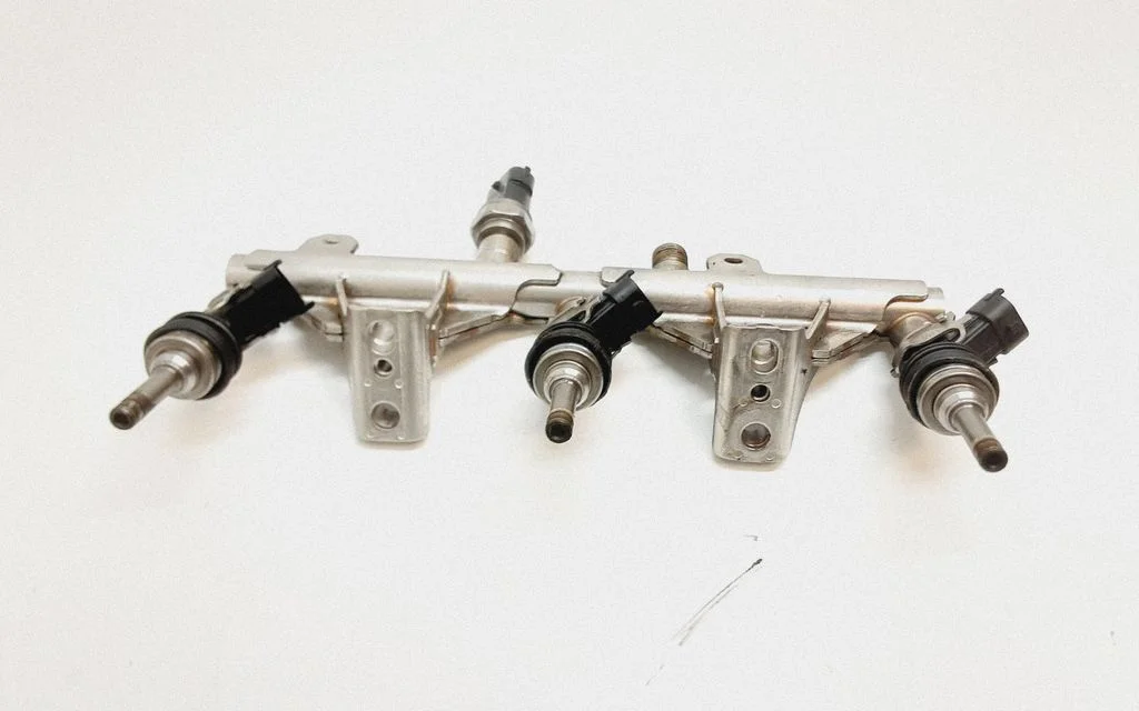 Fuel injector 9A111086004