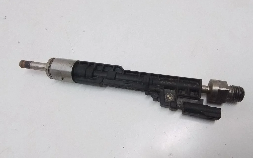 Fuel injector – BMW 7 Series F01 F02 F03 F04 (2008-2016)