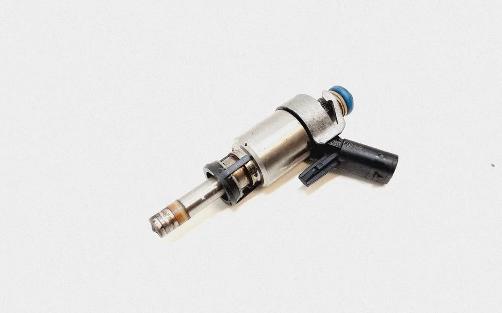 Fuel injector – Volkswagen Passat CC (2008-2016)