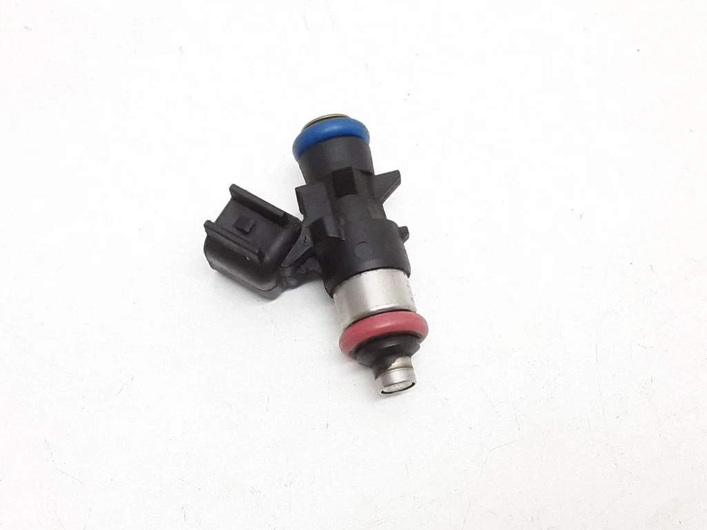 Fuel injector 05184085AC