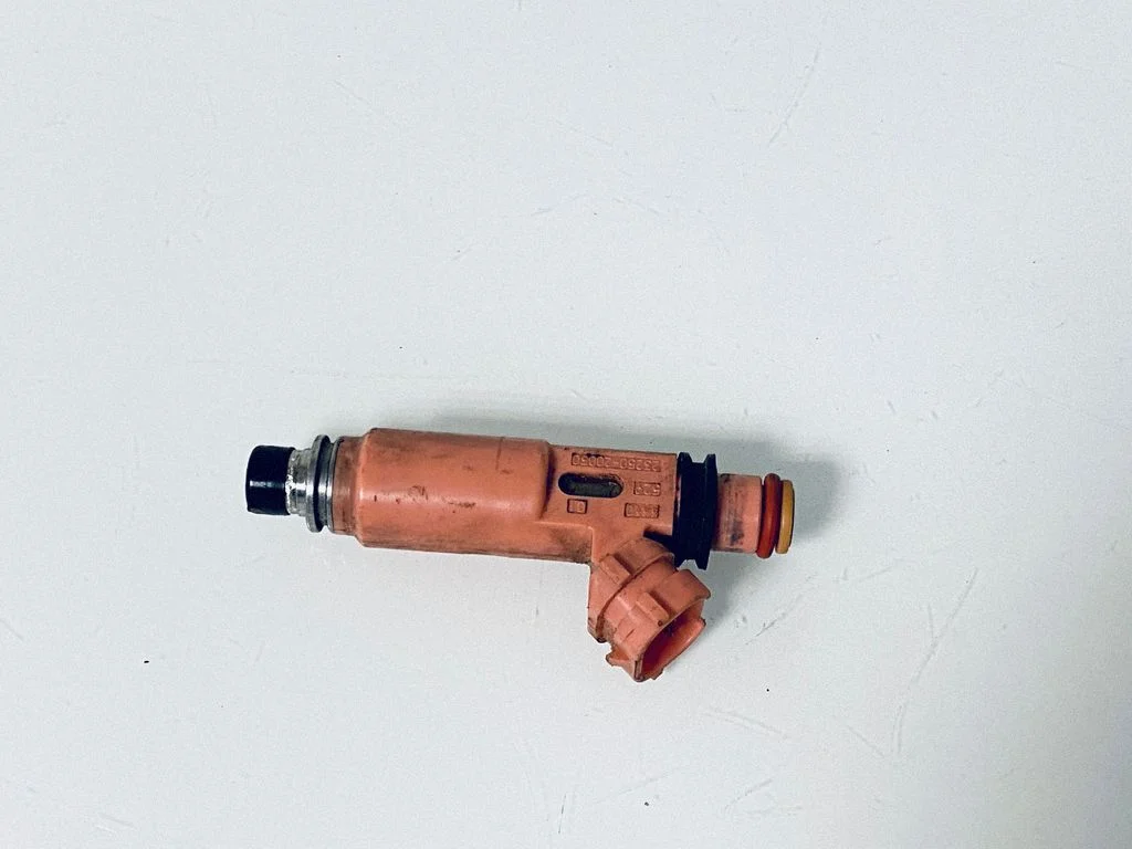 Fuel injector 2325020030 – Lexus RX III (2008-2015)