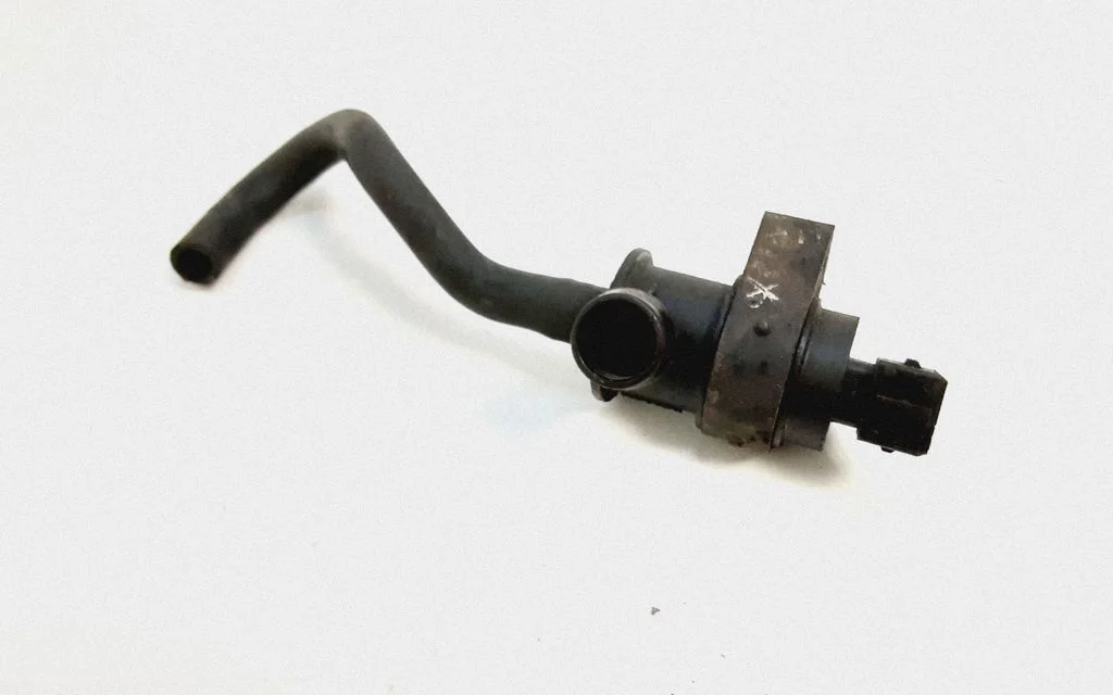 Vacuum valve – Volvo XC90 (2007-2014)
