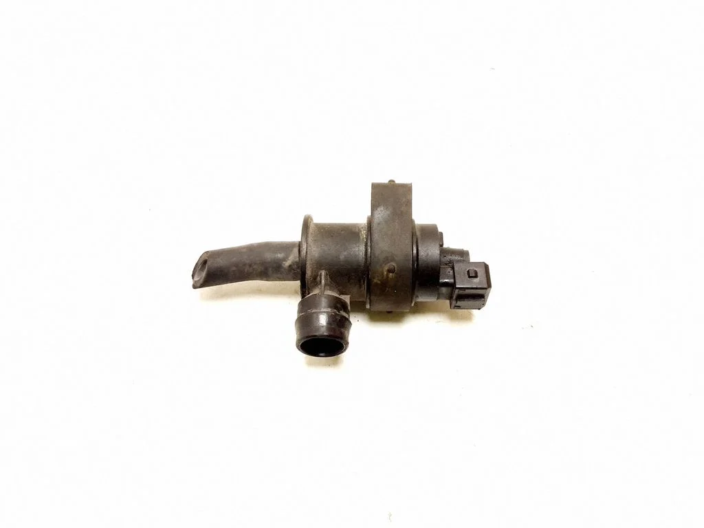 Vacuum valve – Volvo XC90 (2003-2006)