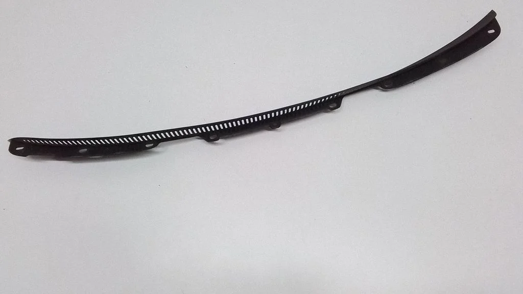 Wiper trim – Volvo XC60 (2009-2013)