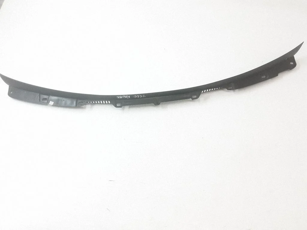 Wiper trim – Volvo XC60 (2009-2013)