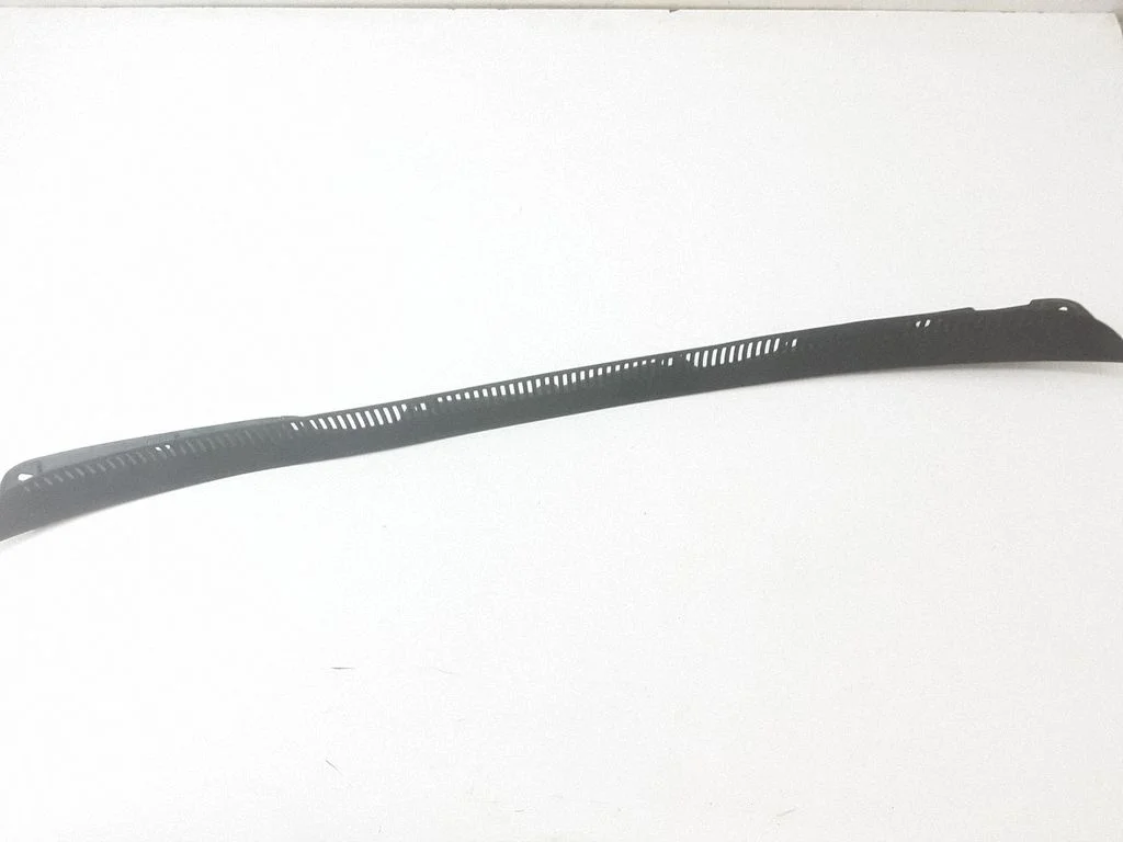 Wiper trim – Volvo XC60 (2009-2013)