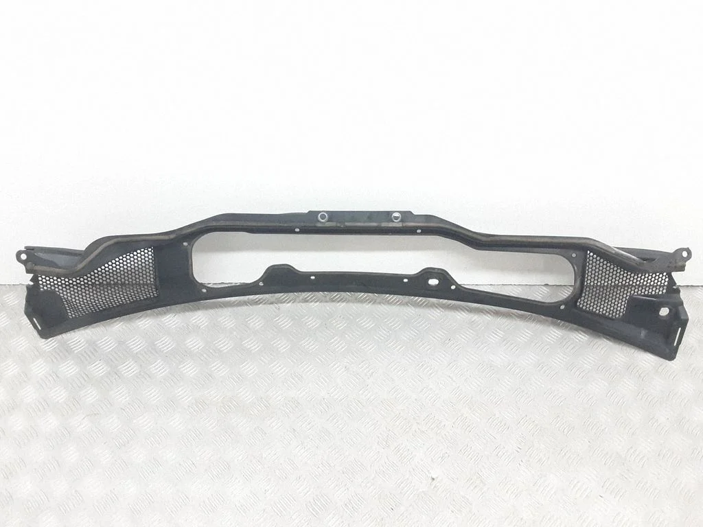 Wiper trim – Volvo V40 (2012-2019)