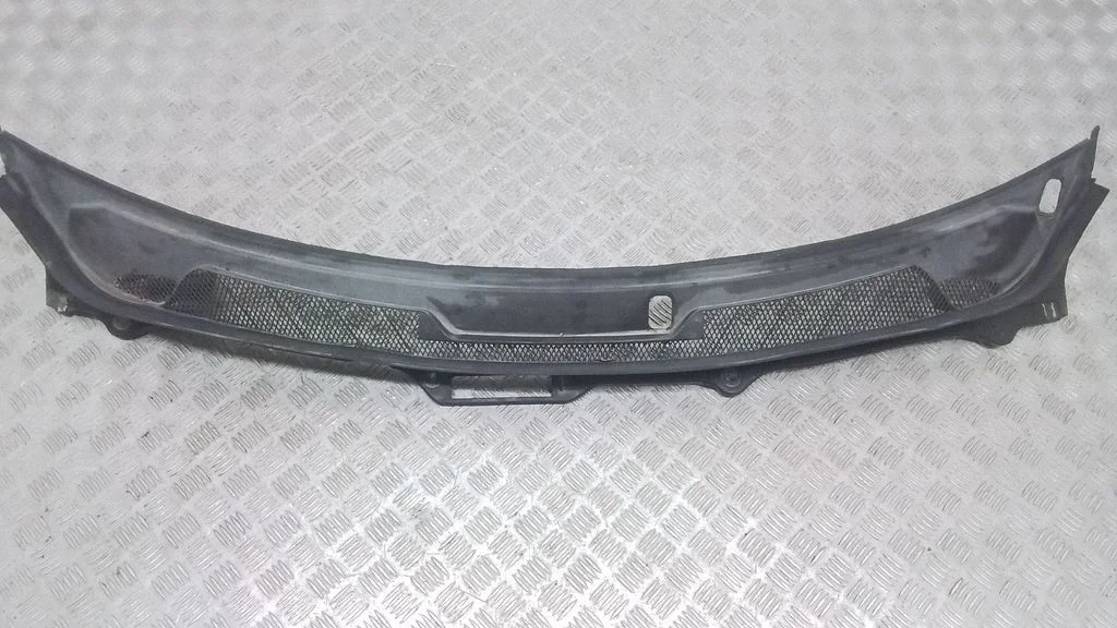 Klaasipuhastite iluliist(id) – Volvo XC90 (2007-2014)