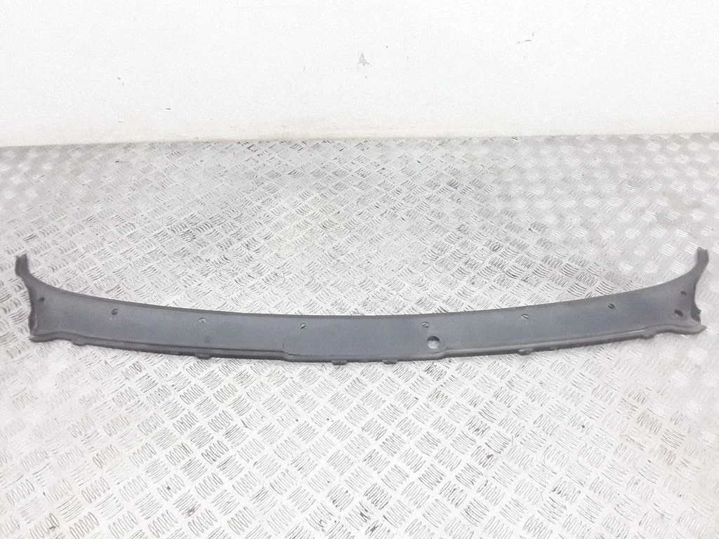 Wiper trim – BMW X5 E70 (2006-2013)