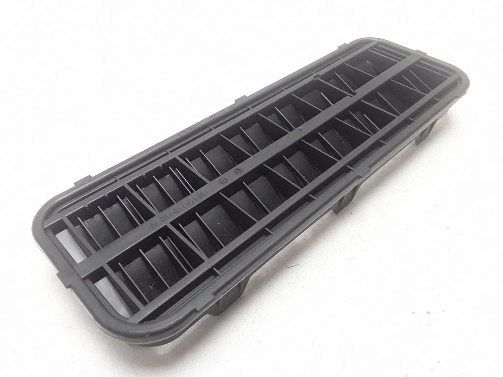 Quarter panel pressure vent – BMW 7 Series F01 F02 F03 F04 (2008-2016)