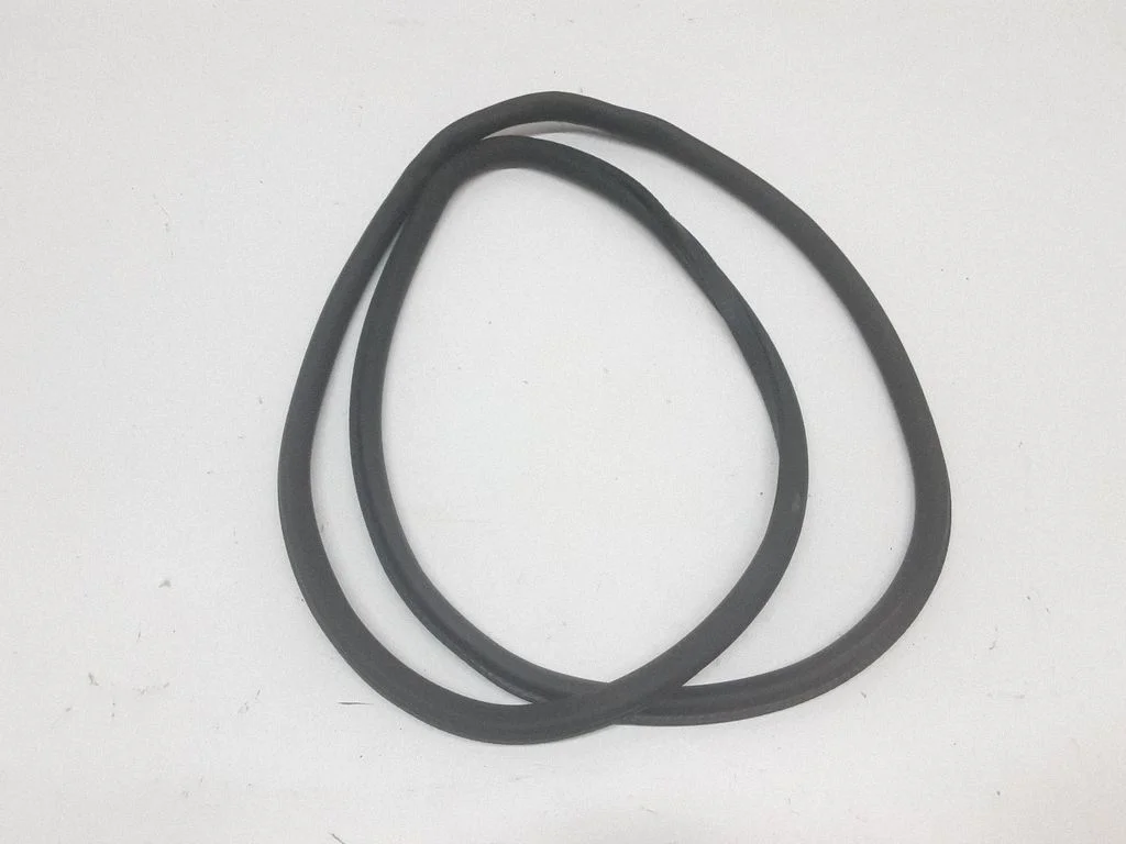 Front door rubber seal – BMW 7 Series F01 F02 F03 F04 (2008-2016)