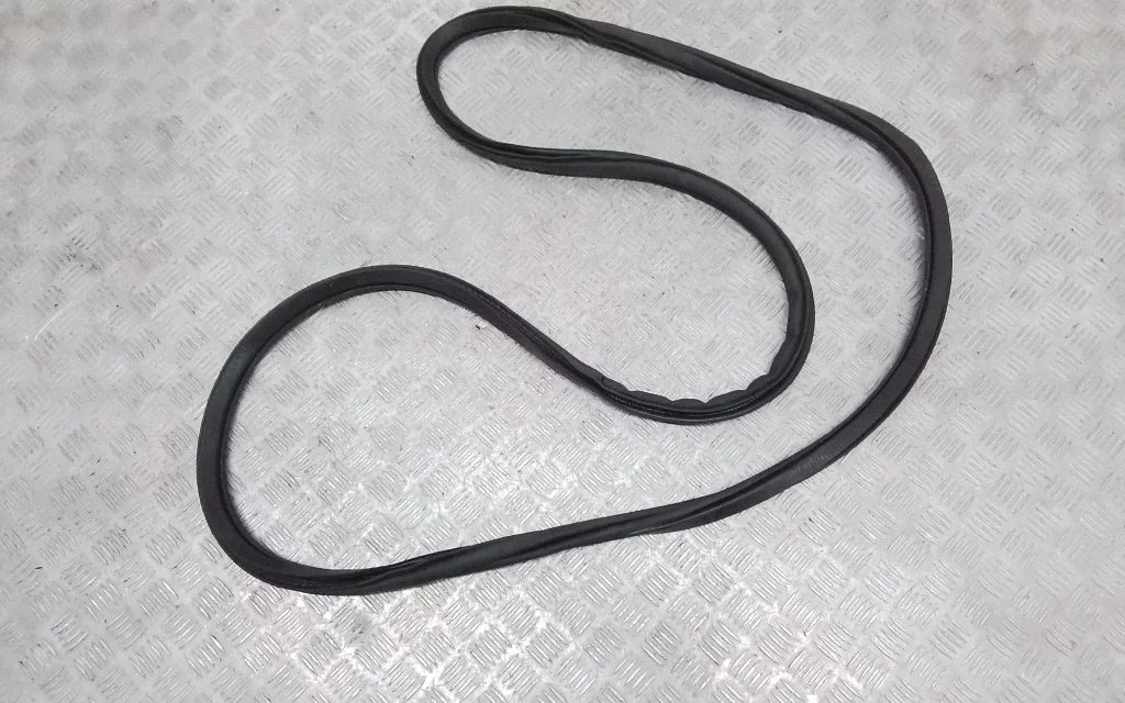 Front door rubber seal – Volvo XC90 (2014-)