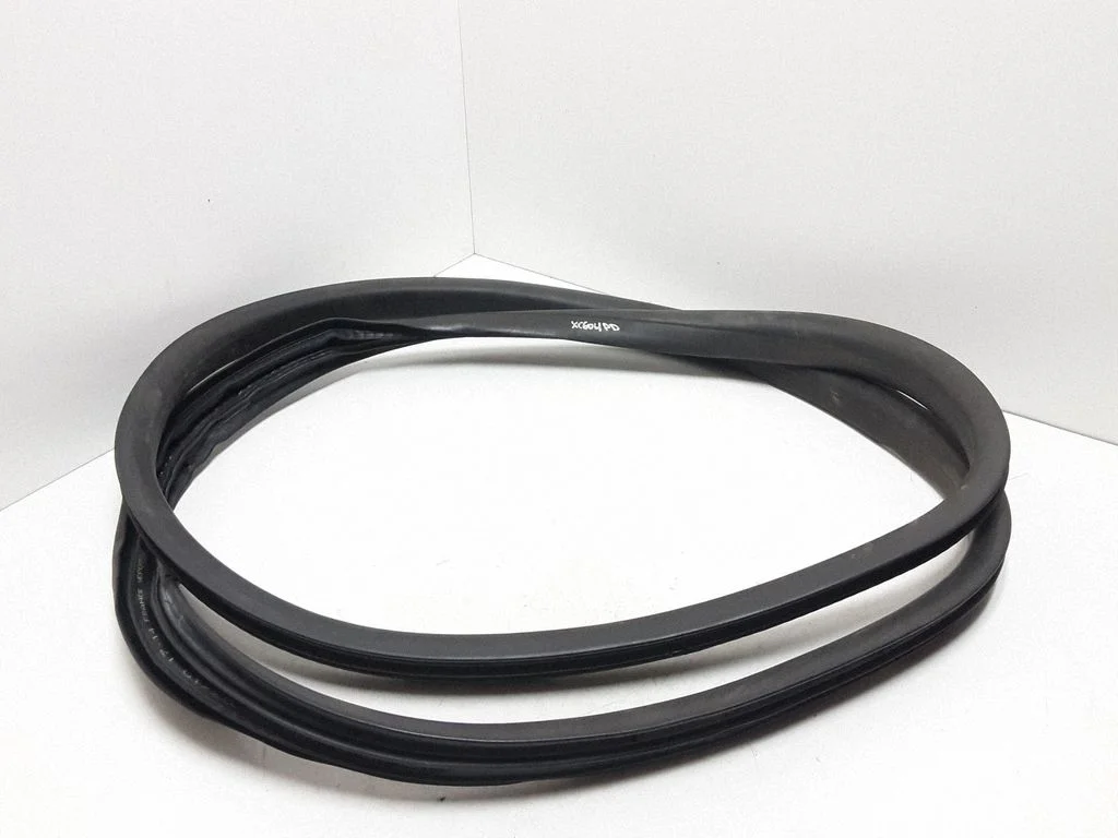 Front door rubber seal