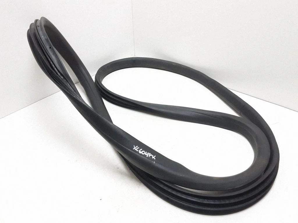 Front door rubber seal