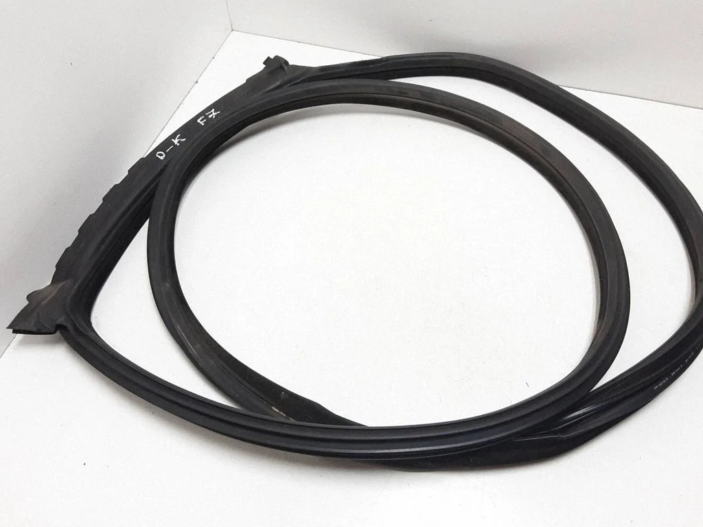 Esiukse tihend (kere pool) – BMW 5-seeria GT F07 (2010-2017)