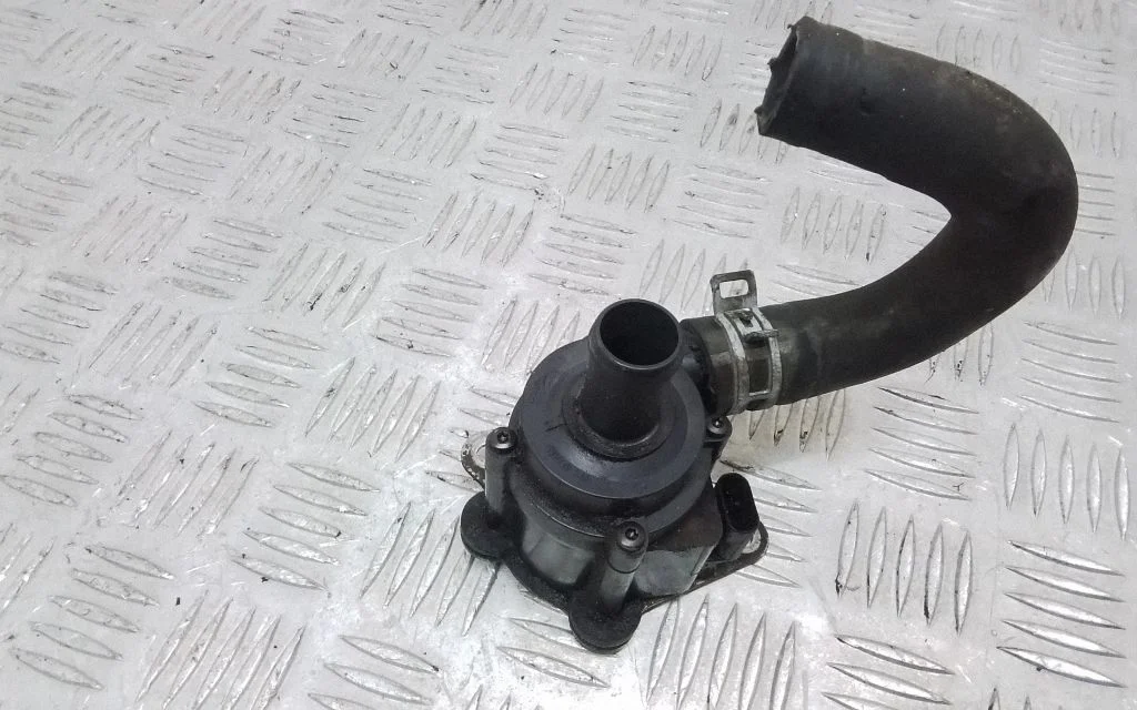 Electric auxiliary coolant/water pump 31338211