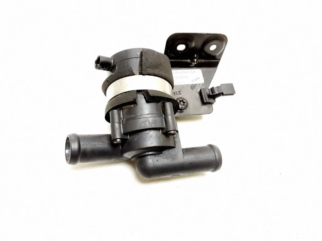 Electric auxiliary coolant/water pump 9G9N8564AA